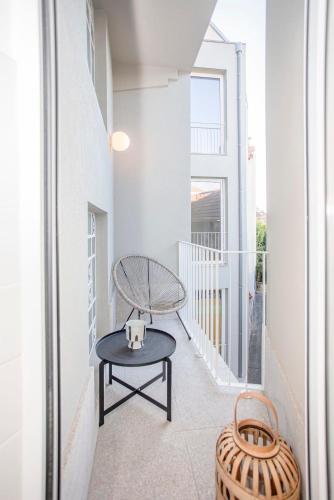 Liiiving in Porto - Art Design Apartment