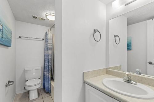 Ένα μπάνιο στο The Penthouse at Pinnacle Port #20