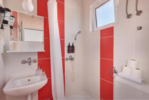 Gallery image of Rosic Apartments Baosici in Baošići