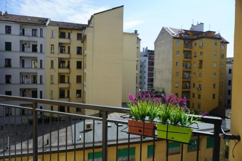 Grimani Suite - 60 MQ Nuovo con balcone - Tortona, M4 Bolivar, Linate