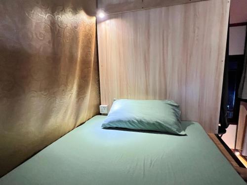 Ένα ή περισσότερα κρεβάτια σε δωμάτιο στο Venn Hostels