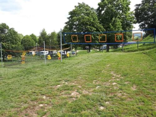 Φωτογραφία από το άλμπουμ του Camping 3 étoiles - Piscine - ccbadeg σε Lespéron