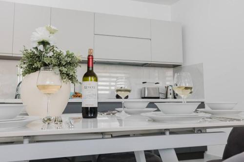 Nápoje v ubytování Ruby Residence Fl8 By Homely Malta!