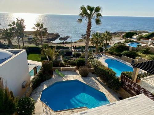 Sea Front Villa Ekaterina