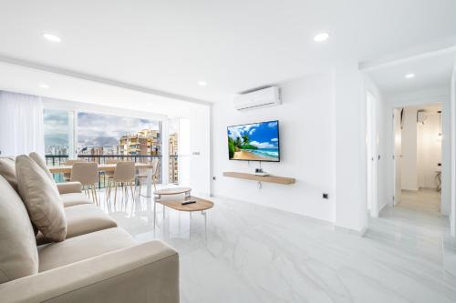 Halcon Deluxe 17-C Apartment Levante Beach