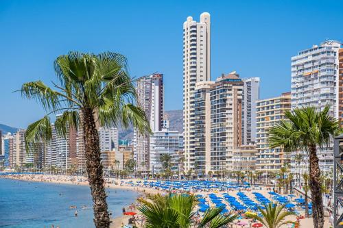Halcon Deluxe 17-C Apartment Levante Beach