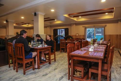 Restaurace v ubytování Pokhara Choice Inn