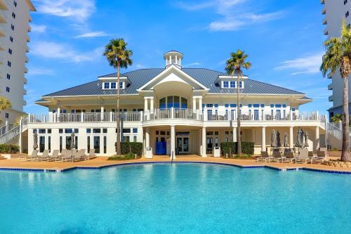 Πισίνα στο ή κοντά στο The Beach Club 509B