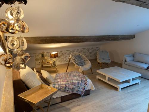 Photo de la galerie de l'établissement Love room village, à Rillieux-la-Pape