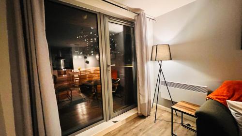 2BR City Centre Skyline Apt - Free secure parking photo 93