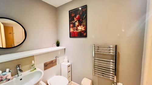 2BR City Centre Skyline Apt - Free secure parking photo 46