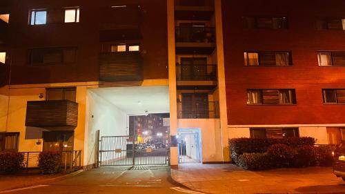 2BR City Centre Skyline Apt - Free secure parking photo 38
