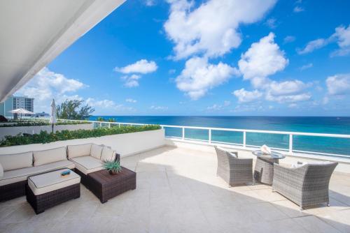 South Bay Beach Club #30 - 3 Bedroom 2 Bathroom Unit