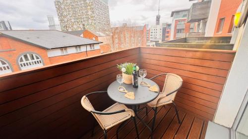 2BR City Centre Skyline Apt - Free secure parking photo 116