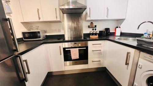 2BR City Centre Skyline Apt - Free secure parking photo 139
