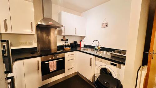 2BR City Centre Skyline Apt - Free secure parking photo 140