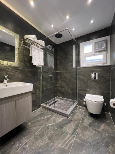Koupelna v ubytování Onyx Pyramids Boutique Hotel