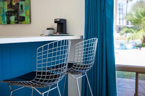 Imagen de la galería de The Monkey Tree by AvantStay Mid-Century Modern Oasis with Pool, en Palm Springs