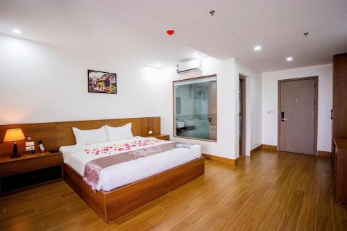 Katil atau katil-katil dalam bilik di KL HOTEL MARINA SQUARE
