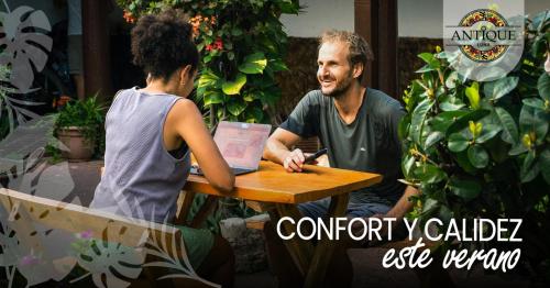 Gasten van Hostal Antique Luna