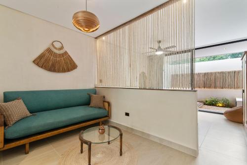 Χώρος καθιστικού στο Guest INN Home - Elements Suites