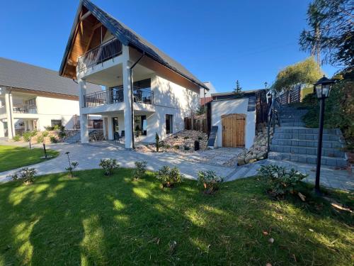 Domki i Apartamenty Wypoczynkowe z jacuzzi Lidzbark