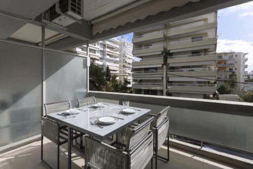 Renovated Studio with Sea View in Palaio Faliro