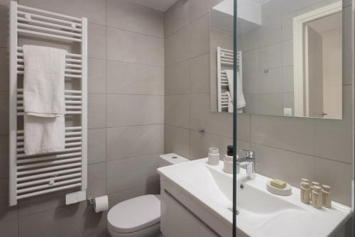 Renovated Studio with Sea View in Palaio Faliro