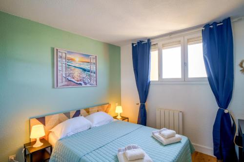 Les pieds dans le sable