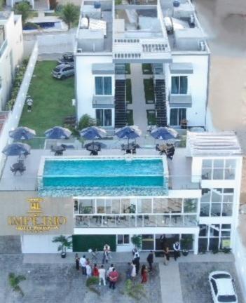 Kolam renang di atau dekat dengan WL IMPERIO HOTEL POUSADA