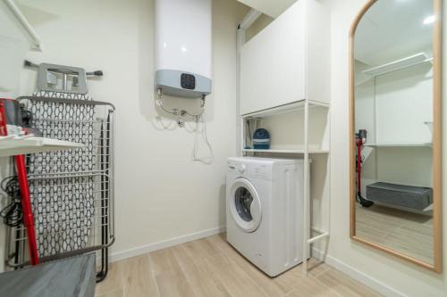 Central Garibaldi Apartment , Intrho