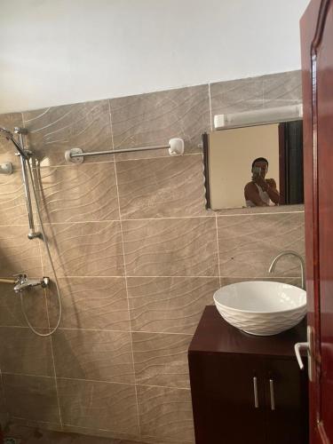 Bilik mandi di Fassinou