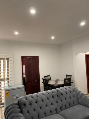 Ruang duduk di Fassinou