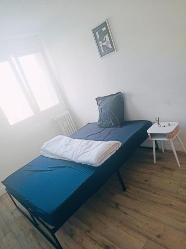 Chambre avec lit double