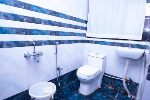 Un baño de Hotel Hill View