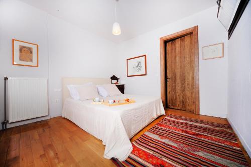 Gallery image of Vatopedi Serenity Pool Retreat by Halkidiki Villas in Vatopedi