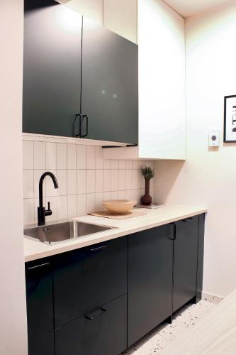 Bright and Cozy 1BDR Apartment-TOP location