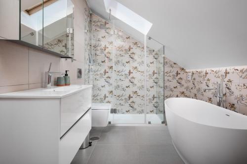 PDL City SkyScape Premium Duplex
