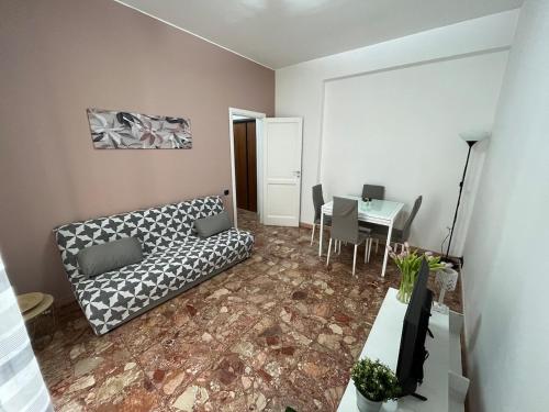 Civico 10 Home