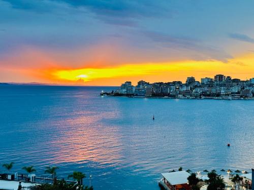 First-One Apartment Riesen Terrasse mit Meerblick 6 Personen 2u1 Zimmer