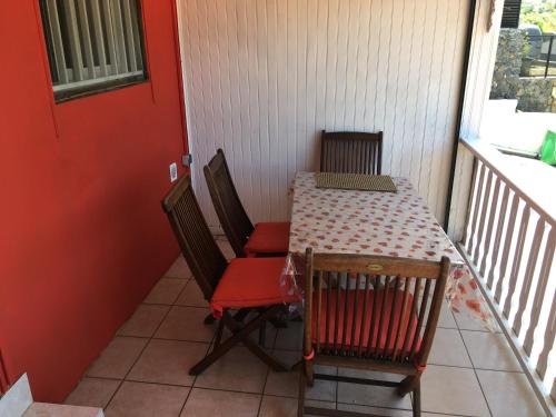 Fotografie z fotogalerie ubytování Appartement LETCHIS MANGUE v destinaci Saint-Gilles-les Bains