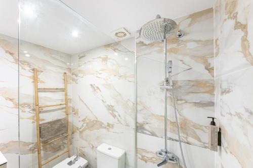 VB Carvajal Sea Views 2BR penthouse