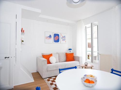 Logement rénové proche de la gare RER TGV