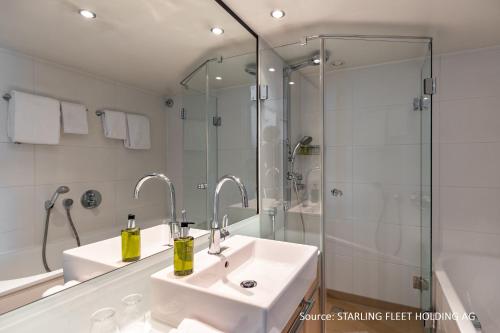 KD Hotelship Düsseldorf Messe Southにあるバスルーム
