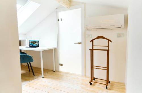 2 Levels Navigli family Loft - 110mq, 2BR, 2Bath, 6 guests photo 13