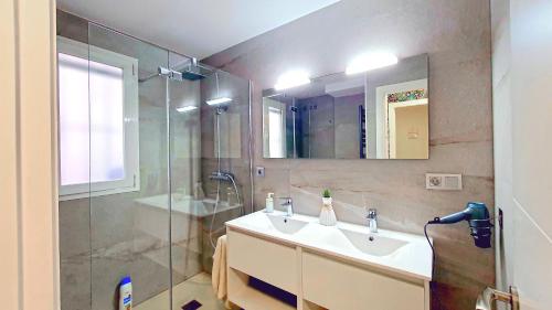 5 Apartamento de 2 habitaciones y metro
