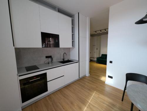 Una cocina o kitchenette en Unic Stefan Cel Mare