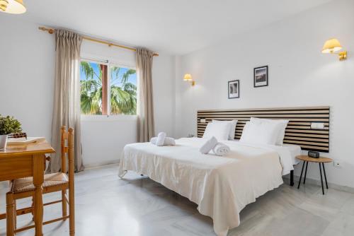Reserva De Marbella apt by Costarentals - Ref M43