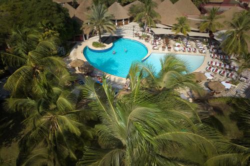Bazén v ubytování Hotel Royam nebo v jeho okolí
