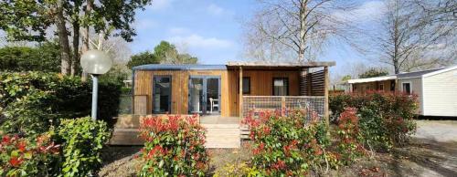 Mobil Home Escapade Chic et Nature au bord du Lac